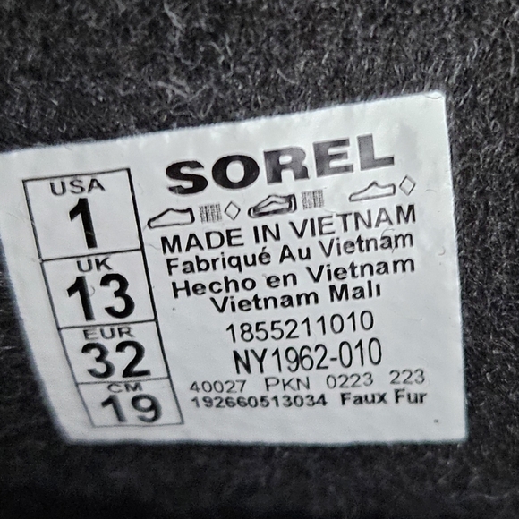 Sorel Kids waterproof Winter Boots in size 1 - Picture 4 of 4